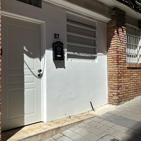 Apartamento Blanco Y Negro En El Centro Αλικάντε Εξωτερικό φωτογραφία